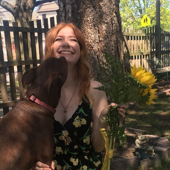 Meet your Posher, Alanna - Picture 1 of 1